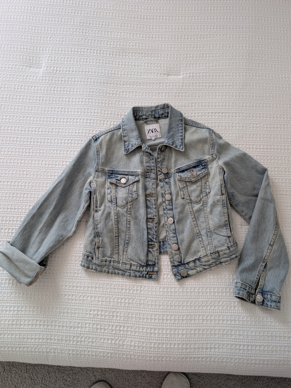 Zara Light Wash Denim Jacket - Women's